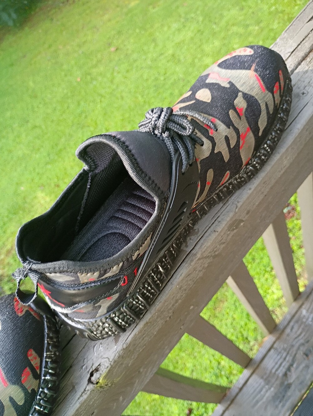 Men's Camouflage Athletic Sneaker - Black & Olive with Red Accents